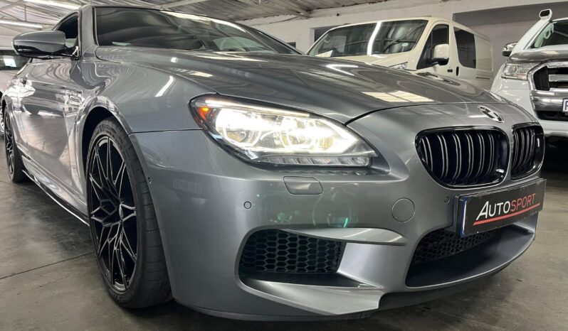 2013 BMW M6 Coupe full