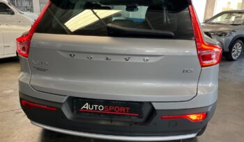 2024 Volvo XC40 B3 Essential full
