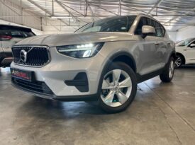 2024 Volvo XC40 B3 Essential