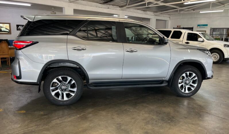 2025 Toyota Fortuner 2.8GD-6 full