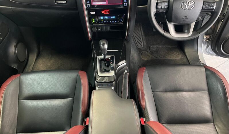 2025 Toyota Fortuner 2.8GD-6 full