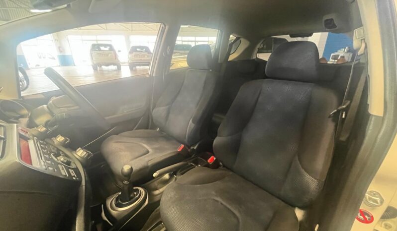 2014 Honda Jazz 1.3 Trend full
