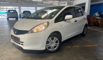 2014 Honda Jazz 1.3 Trend full